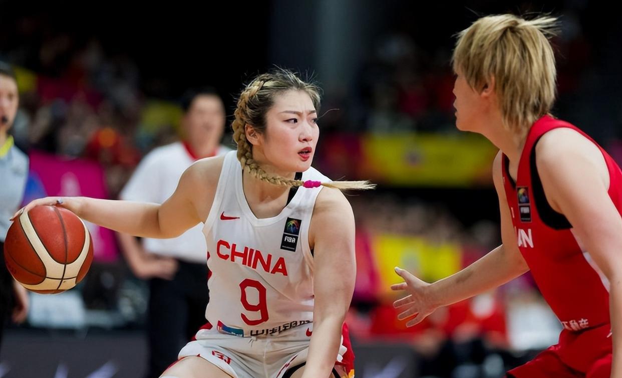 包含上海女篮备战成功，全队士气高涨信心满满的词条
