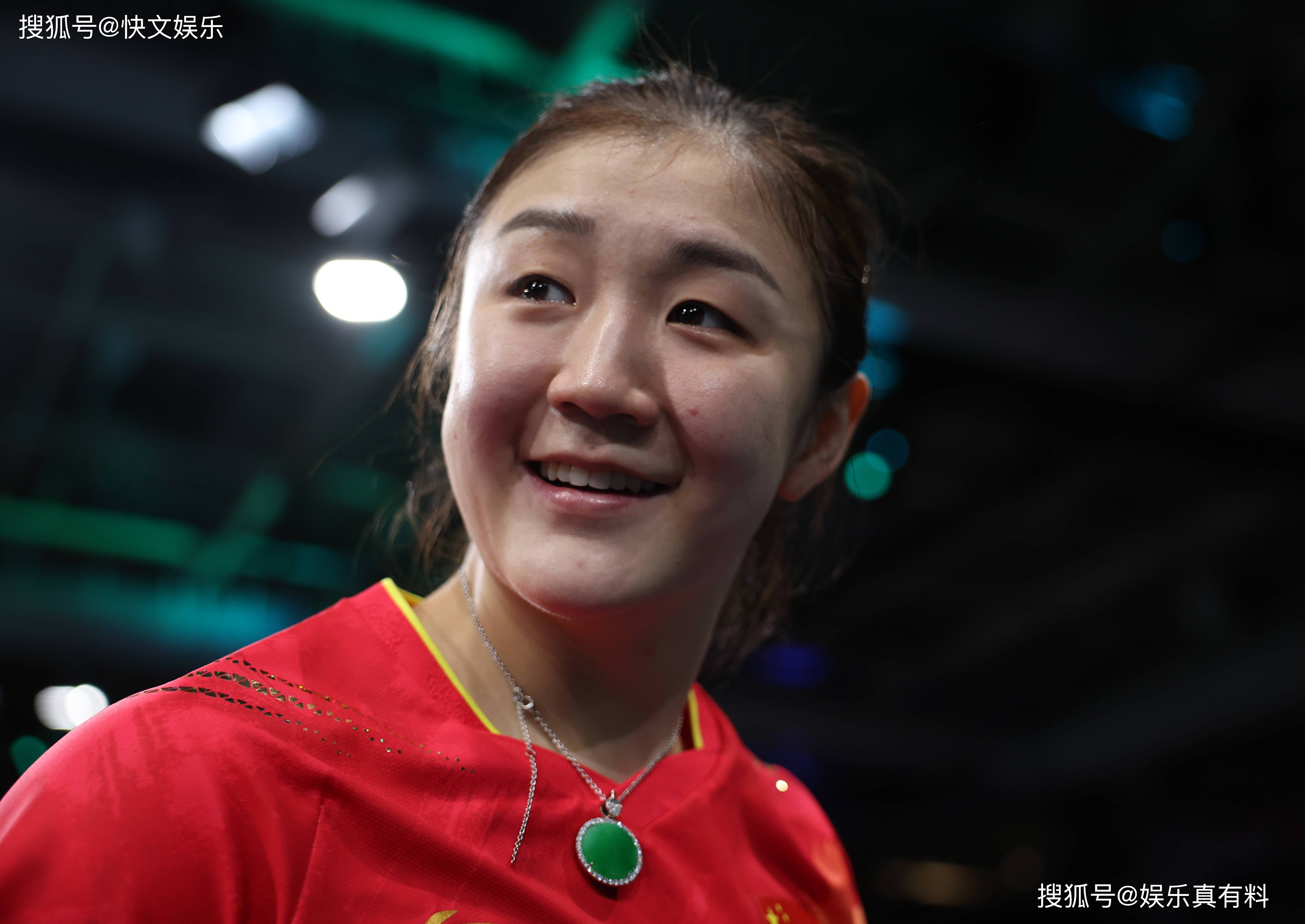 陈梦自曝理想中的求婚场景！人越多越好，比如体育赛事在足球场上